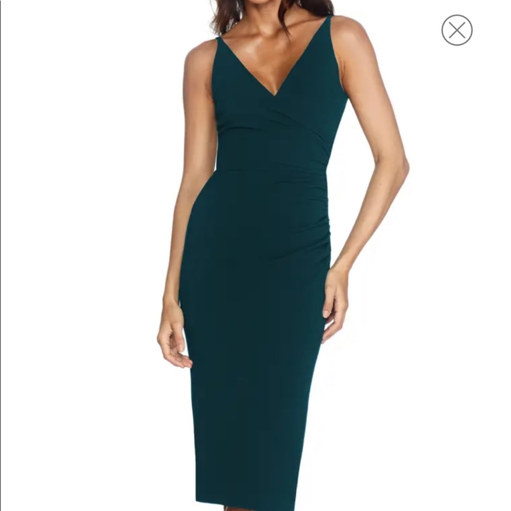 SM Anita Crepe Cocktail Dress
DRESS THE POPULATION
